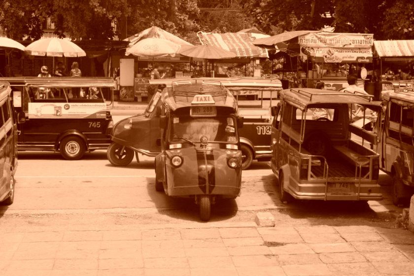 tuk-tuk